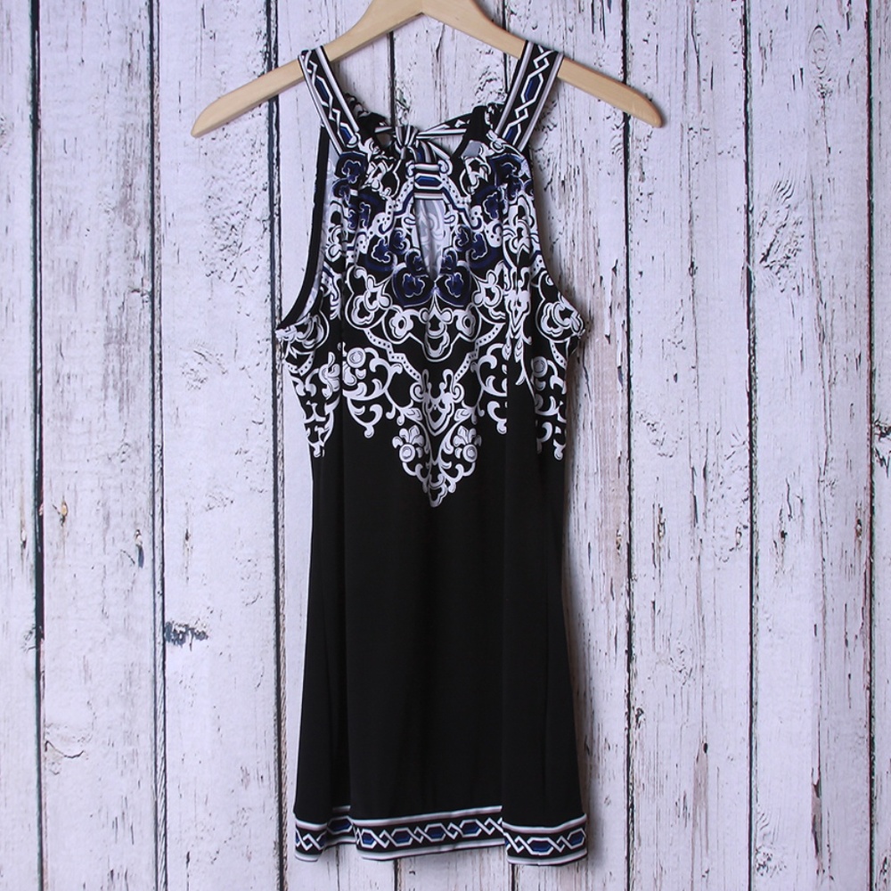 White House Black Market Tank Size Small